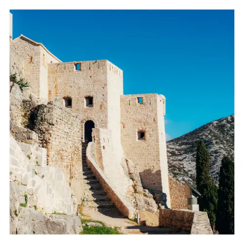 day trip from dubrovnik to split, klis